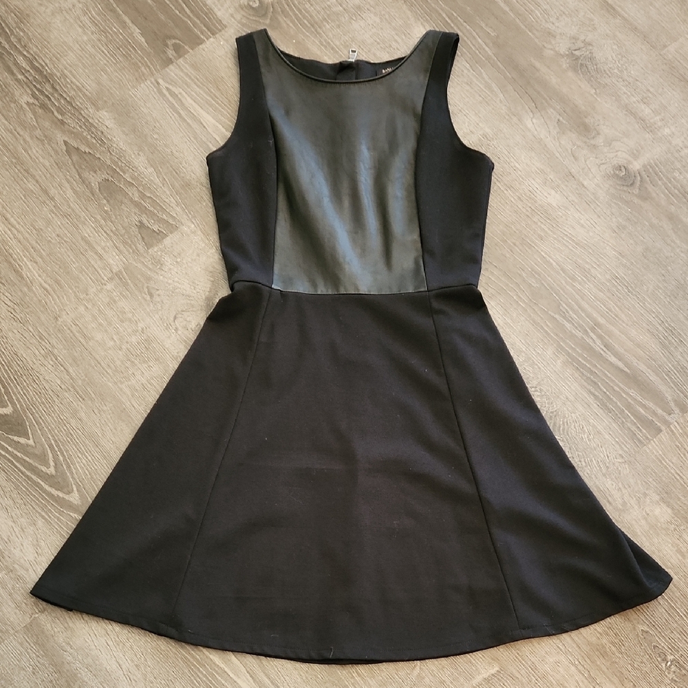 Black Sleeveless Scoop Neck Faux Leather Mini Dress